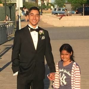 Meet your Posher, Jaye